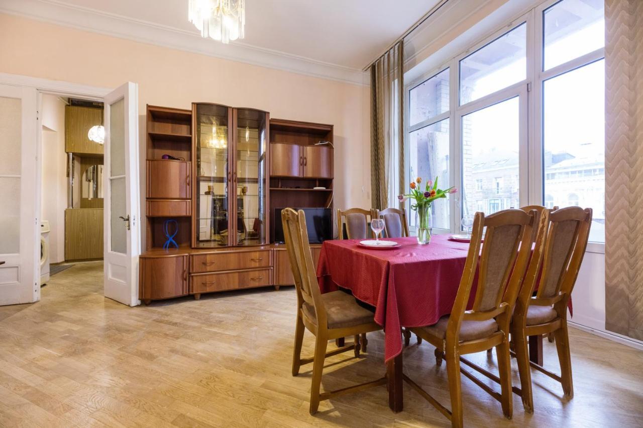 Apartment With Lovely View Kiev Ngoại thất bức ảnh