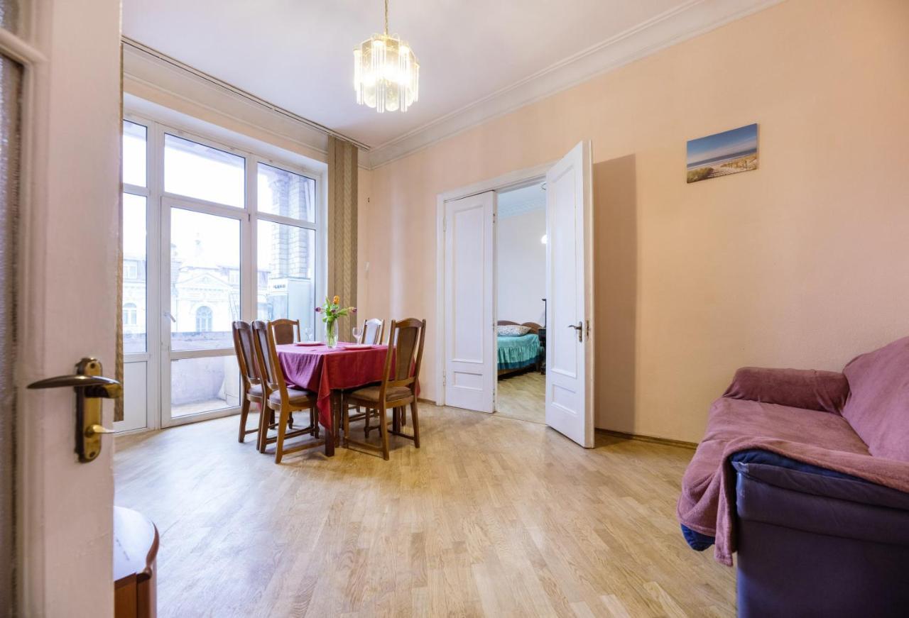 Apartment With Lovely View Kiev Ngoại thất bức ảnh